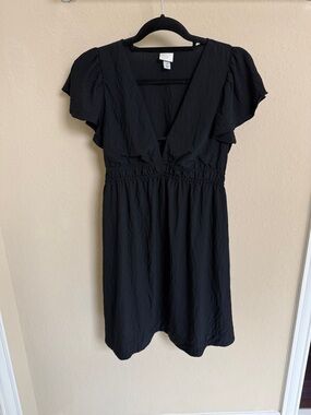 A new day crinkle Black V-Neck Flutter Sleeve Dress sz XS